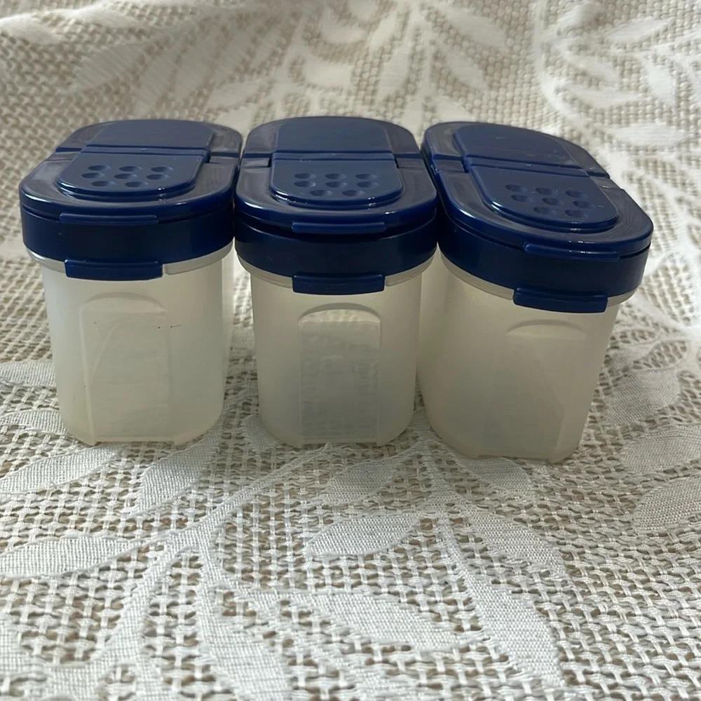 Tupperware Modular‎ Mates Dark Blue Spice Shakers Containers Set of 8